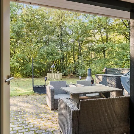 2 Bedroom Lovely In Casa de Férias