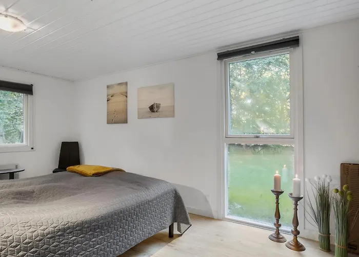 Ferienhaus 2 Bedroom Lovely In